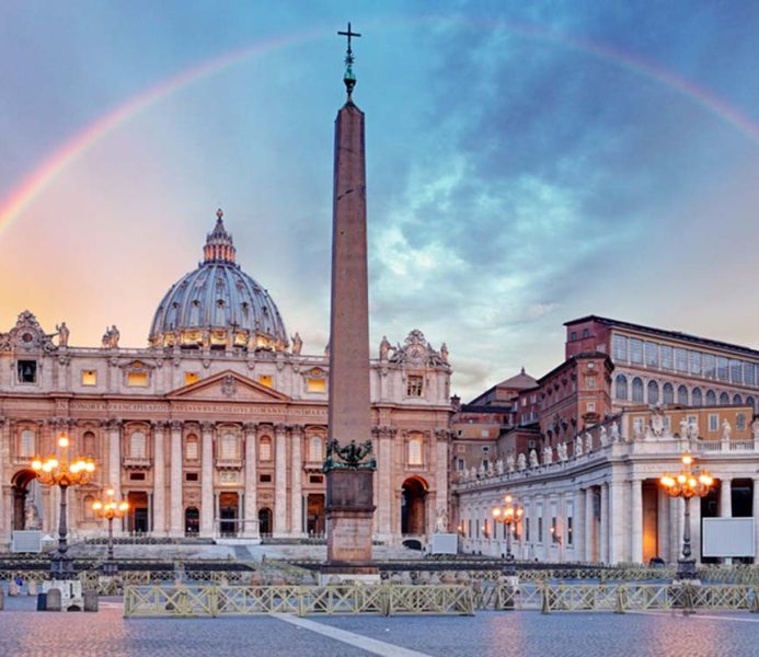 Basílica de San Pedro en el Vaticano | Historia, Descripción e Información