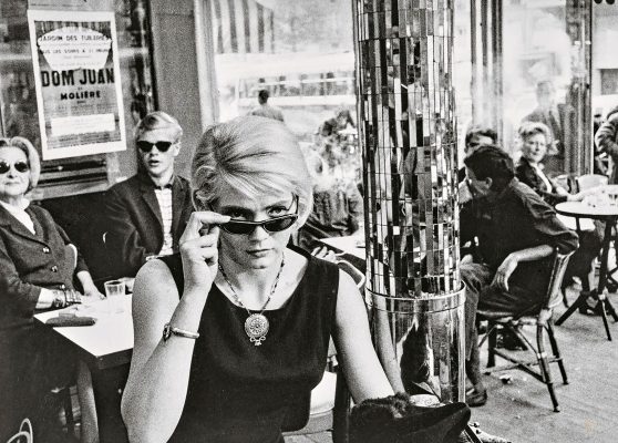 Agnès Varda. Cléo en el café du Dôme. París, 1961