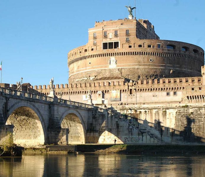 Castel Sant'Angelo, Mausoleo del Emperador Adriano